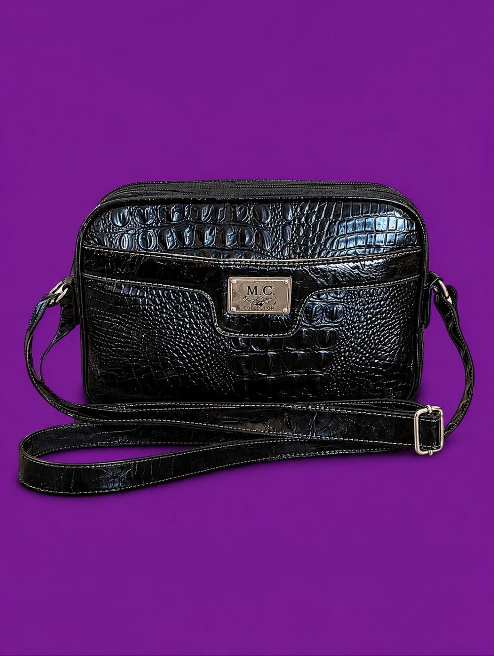 Vtg 1990s MC Black Faux Patent Alligator Leather Crossbody Camera Shoulder Bag